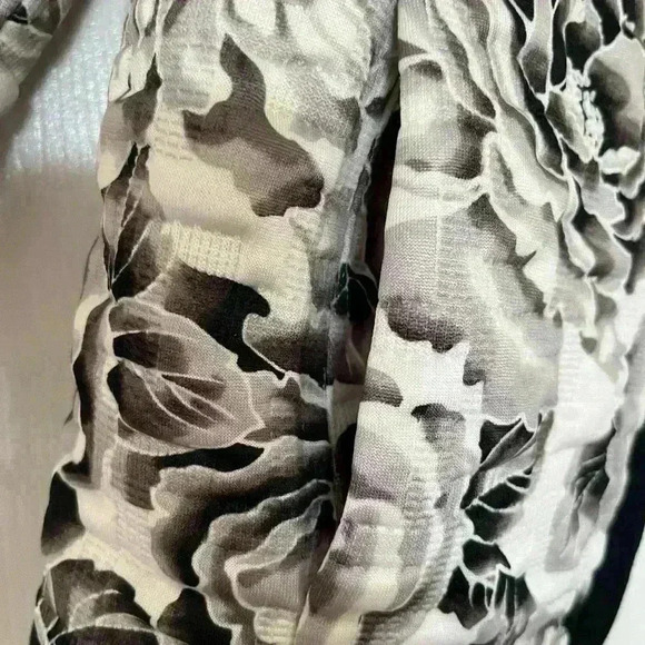 Isaac Mizrahi Cardigan - Picture 4 of 5